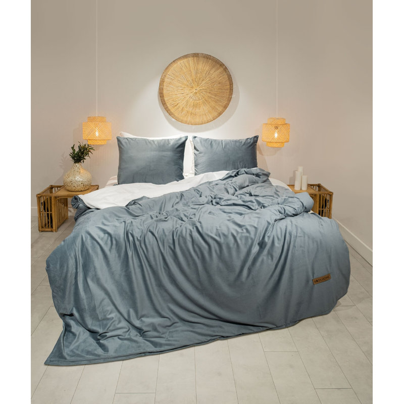 Luxury Double Quilt Cover Set, Dark Blue, 79 x 87 | 100% Cotton, 244 Thread Count | Includes 2 Pillowcases 12 x 20 & 17 x 17 | Button Closure, Machine Washable at 86°F | Soft, Durable, and Elegant Bedding