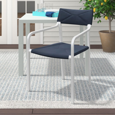 Chaise de salle à manger d'extérieur empilable Raleigh