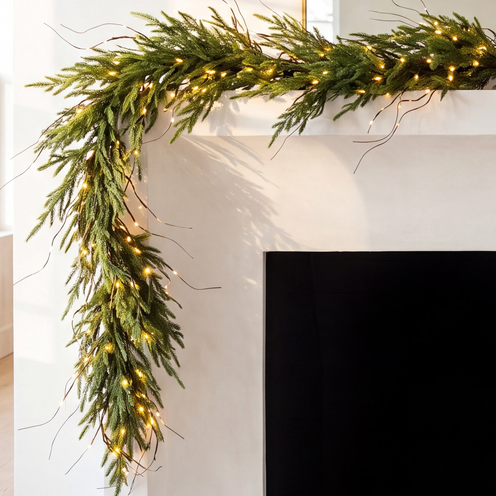 84'' in. Lighted Faux Garland