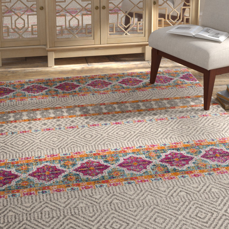 Christa Geometric Gray/Ivory Area Rug
