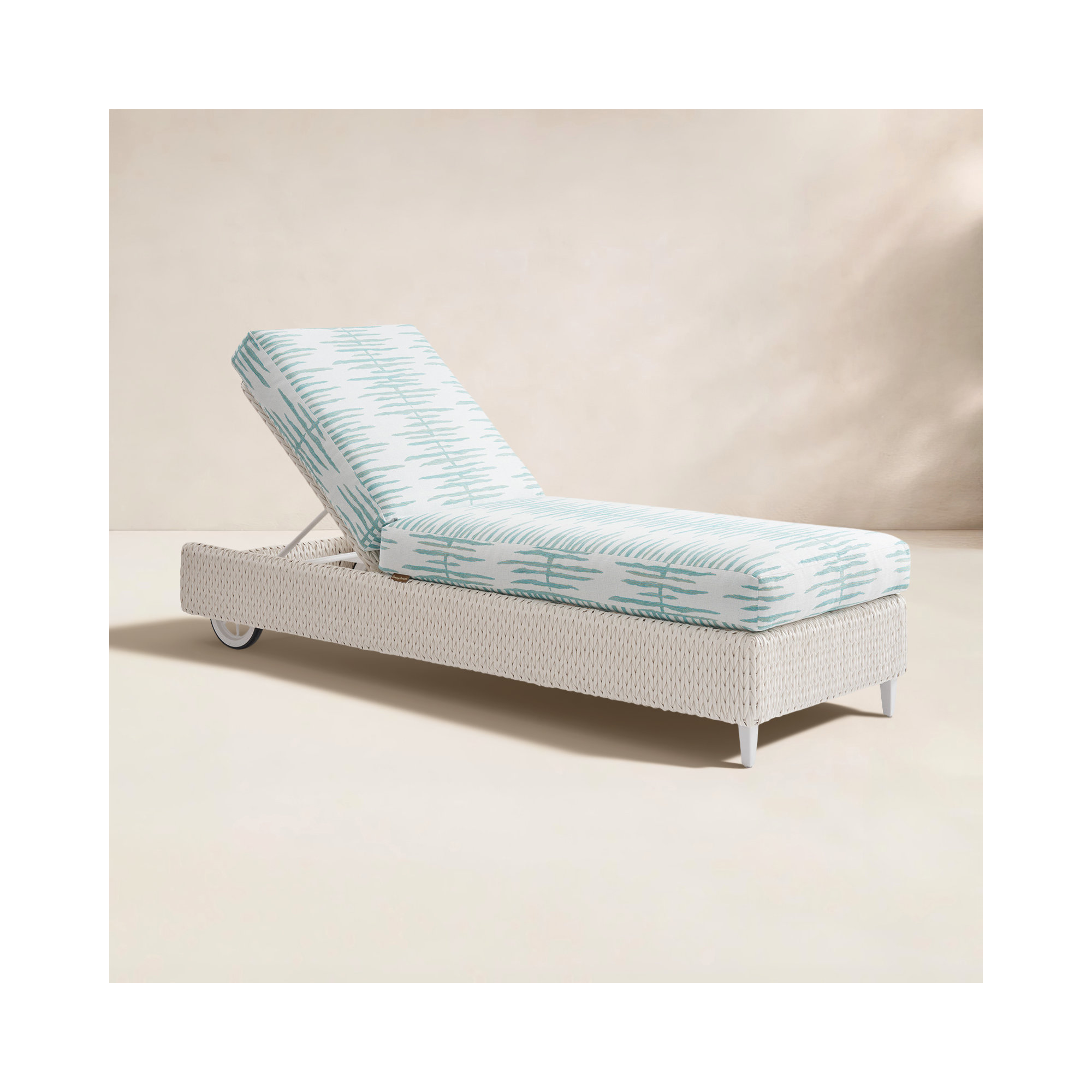 Ocean Breeze Promenade Chaise