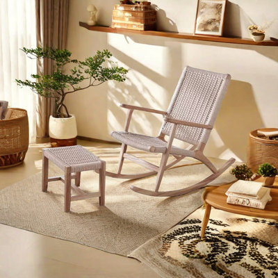 Chaise berçante simple en bois massif