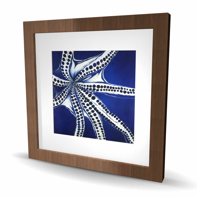 Pieuvre nageuse - imprimé mat marine encadré blanc | Décoration