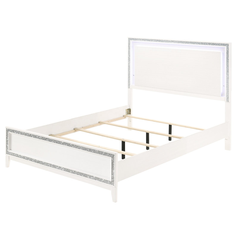 Grand lit avec effet à DEL, tête de lit à panneau blanc, garniture argentée, lit sans espace de rangement, version