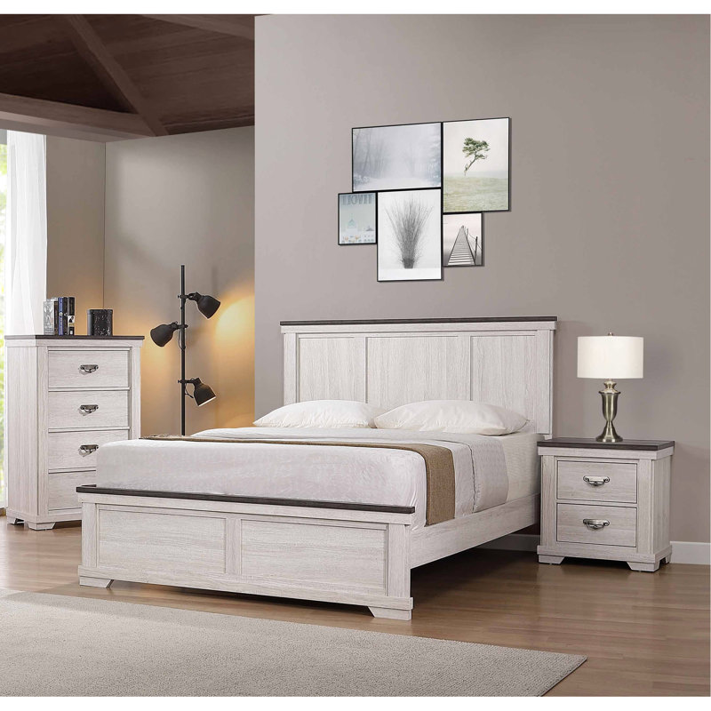 Grand lit à panneau rustique blanc antique et brun pour une allure de chambre en bois brun, avec tête de lit facile et pieds à lattes inclus