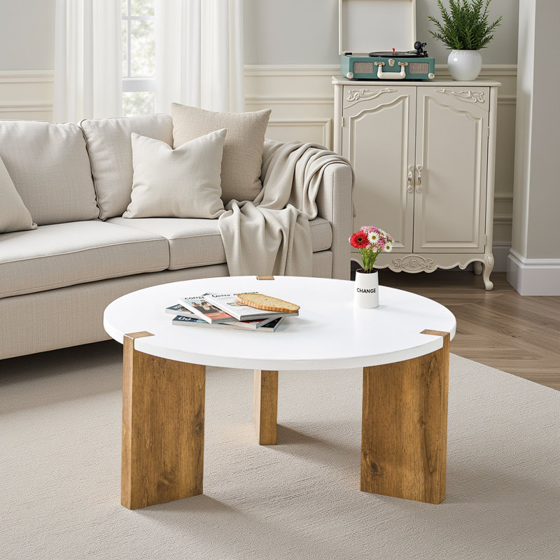 Table basse Minimalist - panneau de fibres à densité moyenne blanc de 33,4 po avec pieds en bois