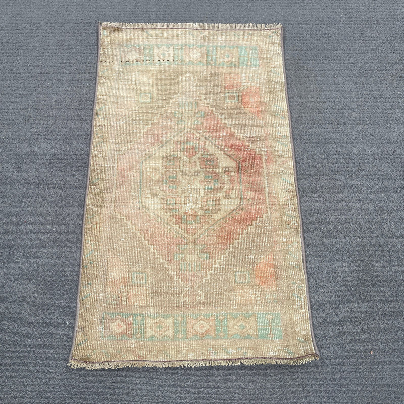 Tapis beige en laine 19,3 x 33,1 po, motif géométrique moderne traditionnel rétro