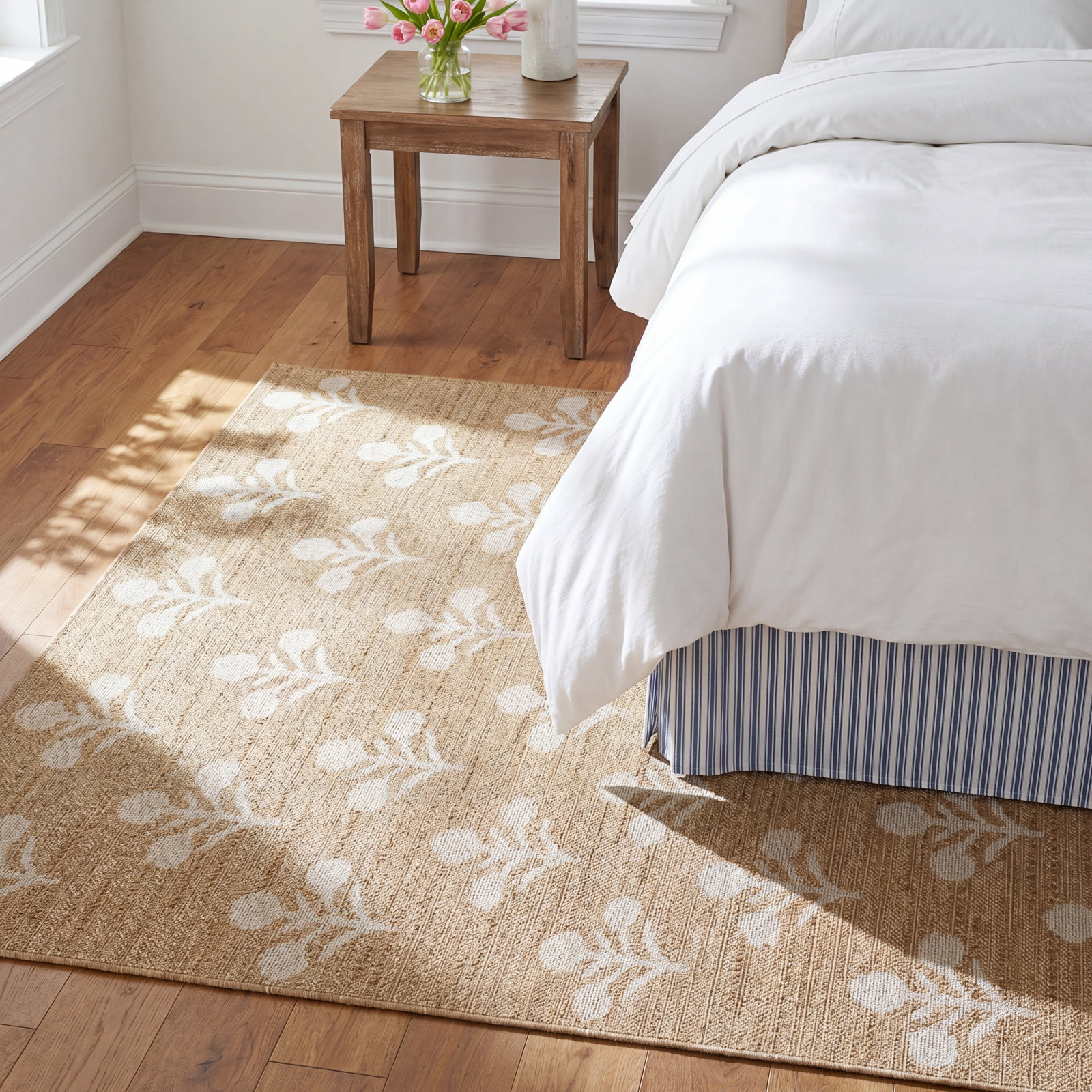 Saybrook Floral Hand-Woven Outdoor Rug, Rectangle 9' x 12'