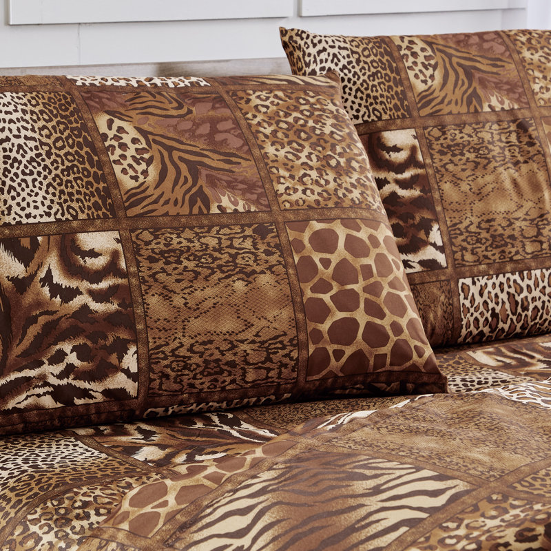 Polyester Box Stitch Animal Print Comforter, Queen Comforter + 2 Standard Shams 
