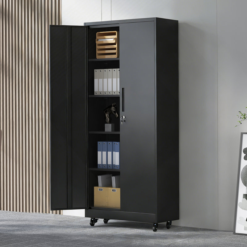 Armoire de rangement de garage robuste avec roulettes verrouillables, 4 tablettes réglables et verrou de sécurité à 3 points pour une organisation sécurisée des outils.