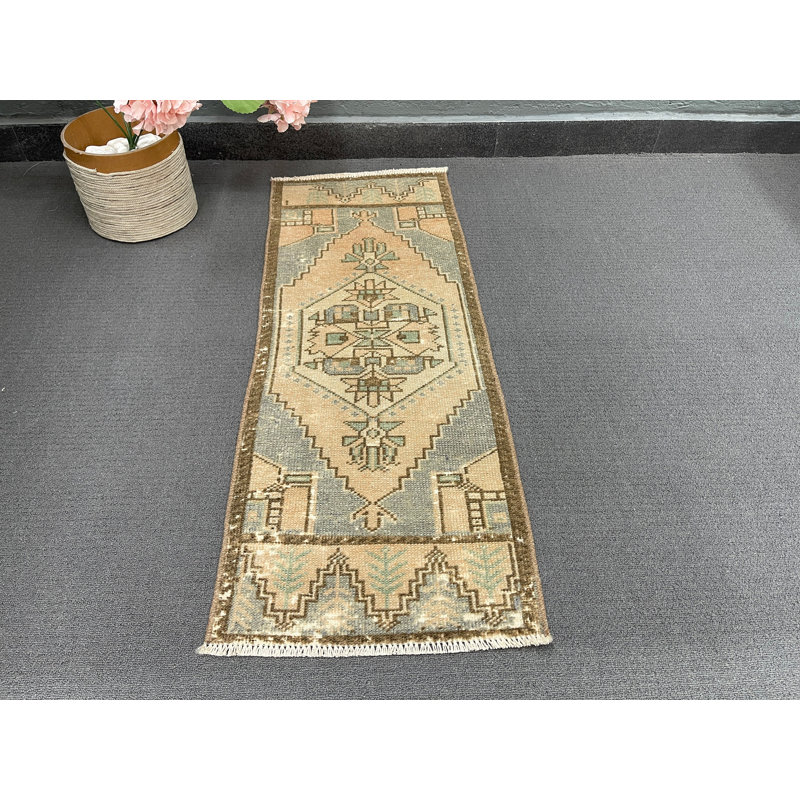Petit tapis géométrique en laine beige 16,1 x 42,1 pouces