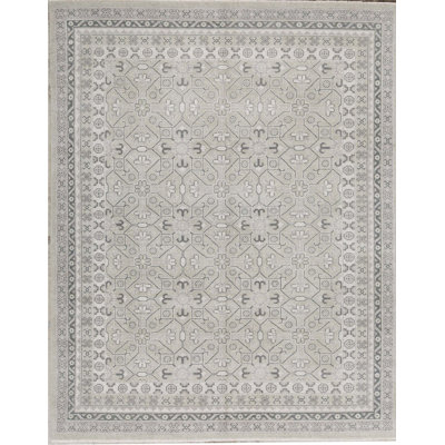 Hand-Knotted High-Quality Light Green Area Rug