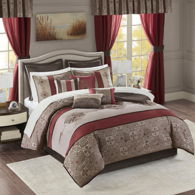 Madison Park Essentials Delaney Red Jacquard Traditional 24-Piece Queen Room in a Bag