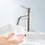Robinet de salle de bain à poignée simple, robinet de salle de bain en acier inoxydable avec bonde escamotable-107727035