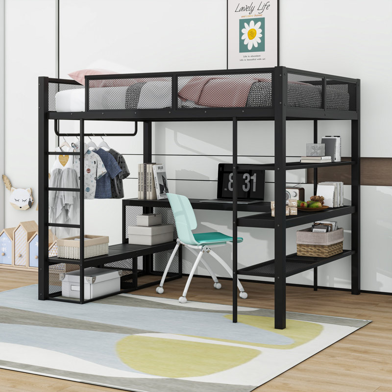 Grand lit mezzanine avec bureau intégré, tablettes de rangement et tringle