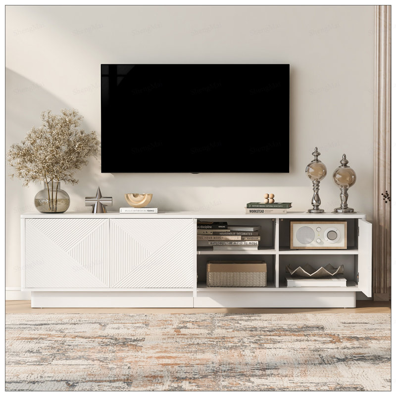 Élégante armoire à 4 portes avec tablettes réglables et accents DEL, idéale pour le rangement moderne et l'esthétique