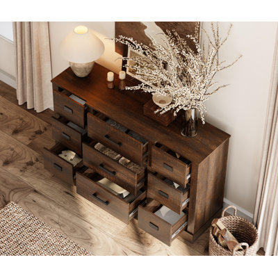 Laziza 9-Drawer Dresser