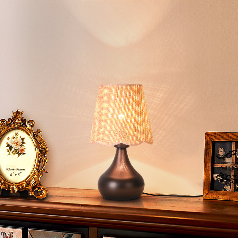 Petite lampe de table Austun, Métal métal, Bronze frotté à l'huile, Bouton-poussoir