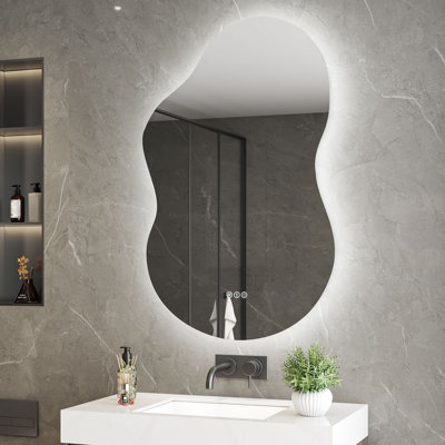 Miroir de salle de bain moderne en forme de nuage à DEL avec design organique et éclairage rétroéclairé
