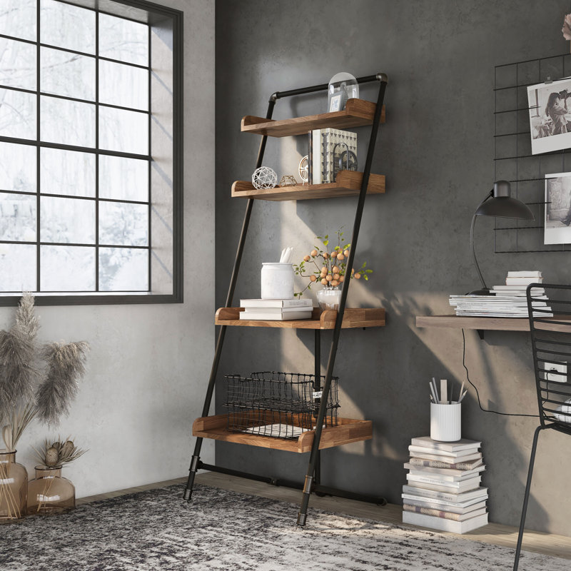 Gracemary Ladder Bookcase, Light Hickory