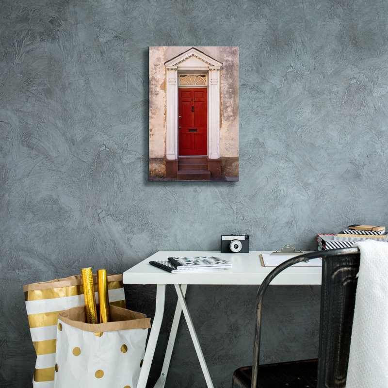 «Red Door» par Epic Portfolio, art mural sur toile, H 18 po x l 12 po x P 0,75 po