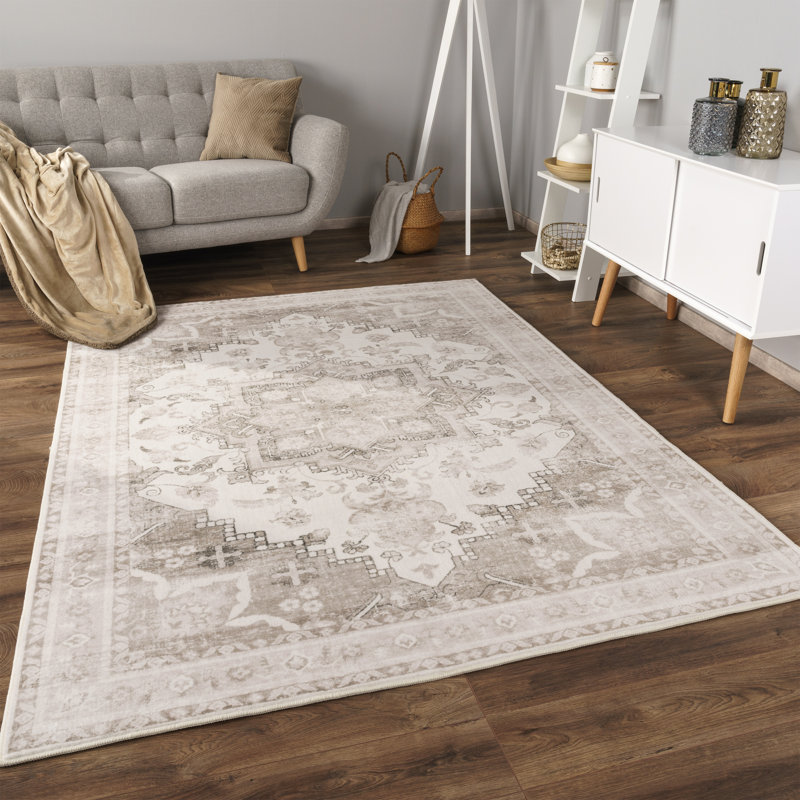 Juliaunna Washable Oriental Indoor Rug, Rectangle 2'8" x 4'11"