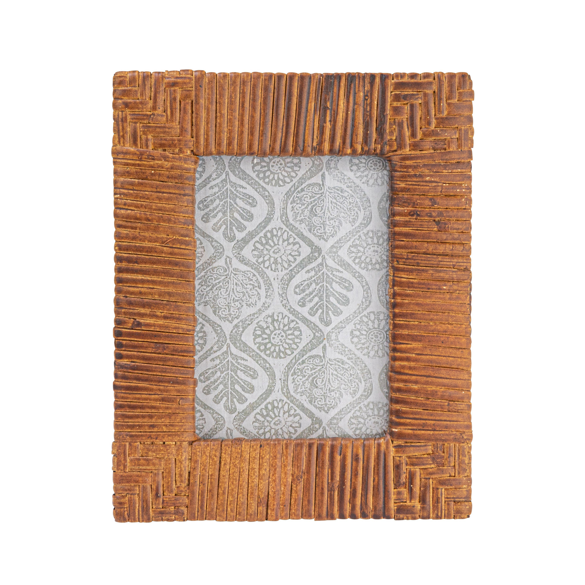 Kitt Wicker / Rattan Picture Frame, 6" x 4", Natural Stained