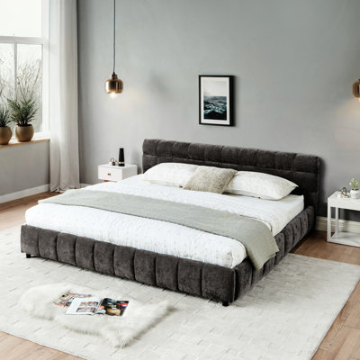Très grand lit tapissier gris foncé avec tête de lit, rangement de tiroir pour plateforme d'organisation en chenille et chenille épaisse, expérience de sommeil réparateur