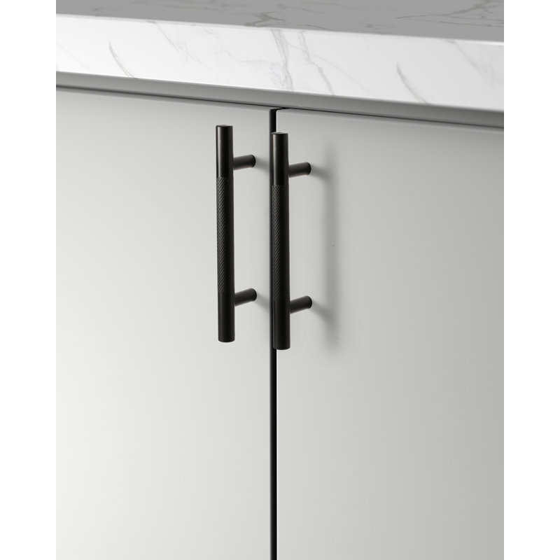 Poignée d'armoire moderne texturée noire de centre-à-centre de 3-3 / 4 po (96 mm) Delta Series (paquet de 20), Noir