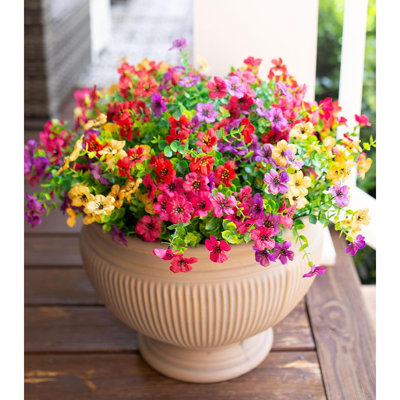 Fleurs artificielles pour la décoration intérieure de jardin, fausses fleurs de marguerite avec des feuilles d'eucalyptus, fausses plantes, verdure, buis, patio, 12 paquets (rouge)