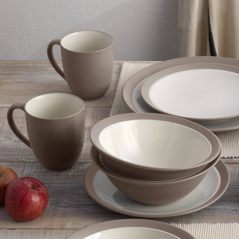 Noritake Colorwave 16-Piece Curve Dinnerware Set, Service for 4, Clay