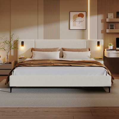 Lit tapissier Chic Boucle avec lumières et tablettes intégrées, blanc, très grand