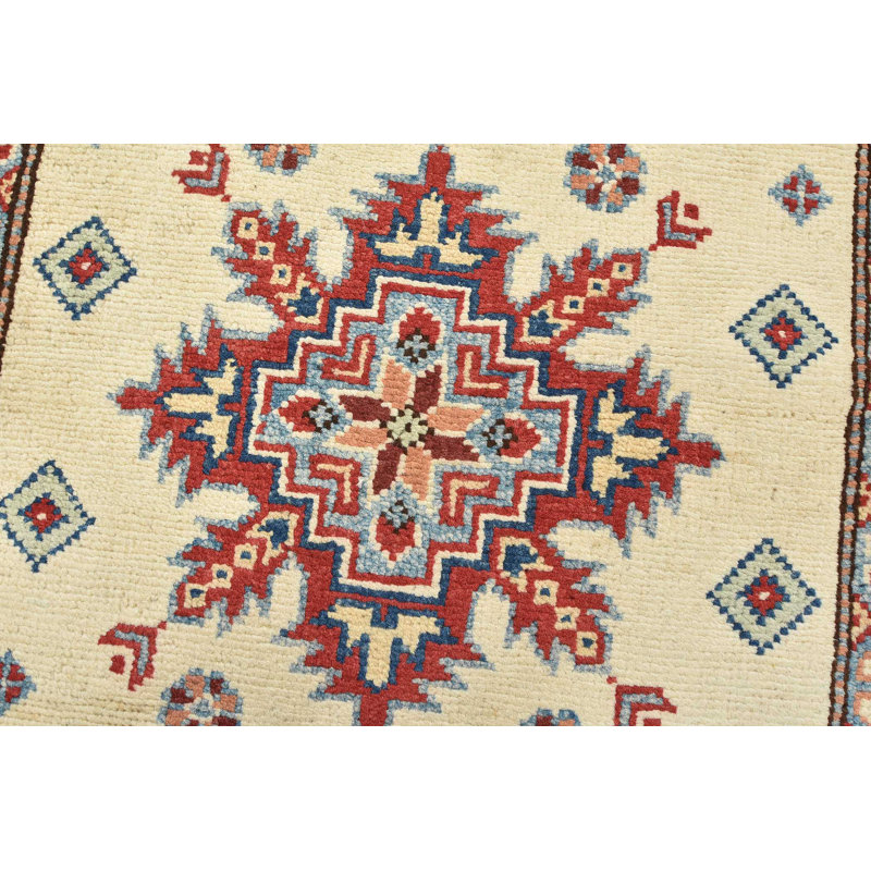 Tapis 2 pi 7 po x 9 pi 7 po