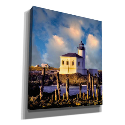 Breakwater Bay " Classic Lighthouse " by Dennis Frates