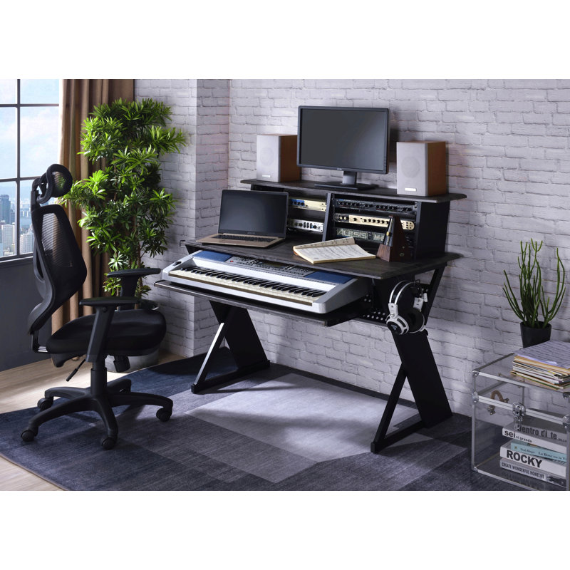 Bureau de musique noir avec plateau à clavier