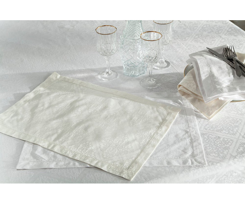 Luciana Cotton Napkin, White, 22" x 22"