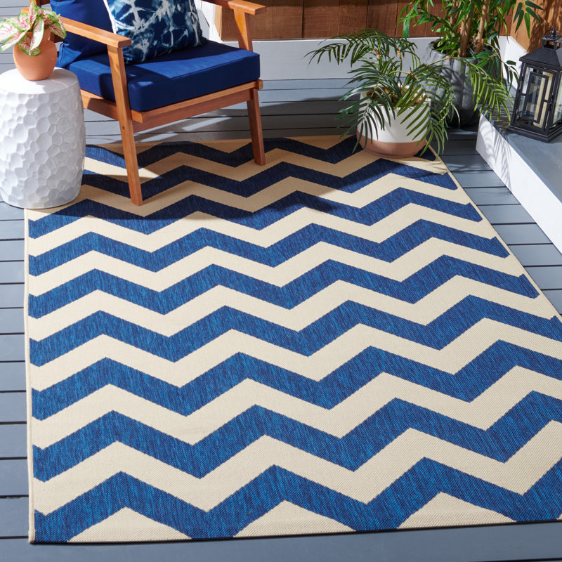 Arneshia Chevron Navy/Beige Indoor / Outdoor Area Indoor/Outdoor Area Rug, Rectangle 8' x 11'