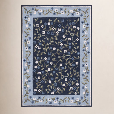Hand-Tufted Wool Floral Outdoor Rug