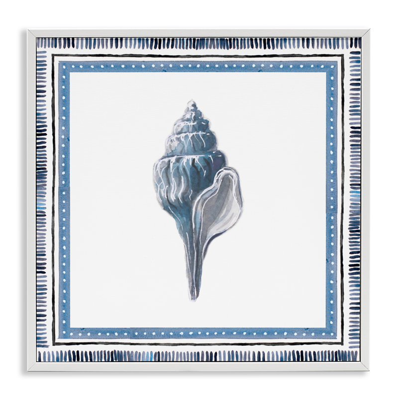 Giclée sur toile de conque bleu doux, design par Lanie Loreth, Estampe numérique encadrée blanc bord de mer