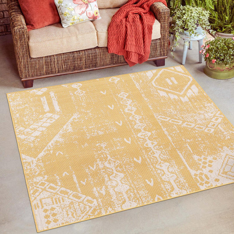Broux Geometric Machine Woven Rectangle 9'10" x 13' Polypropylene Indoor / Outdoor Area Rug in Yellow, Square 10'8"