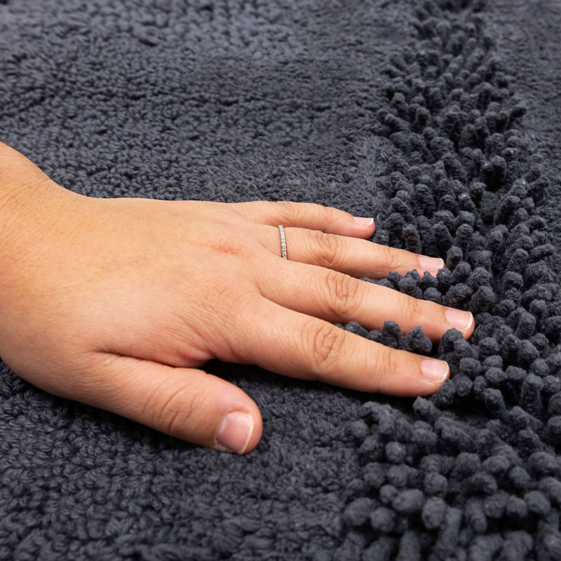 Laverne High/Low Stain/Fade Resistant Non-Slip Machine Washable Bath Mat, 21" W x 34" L, Charcoal