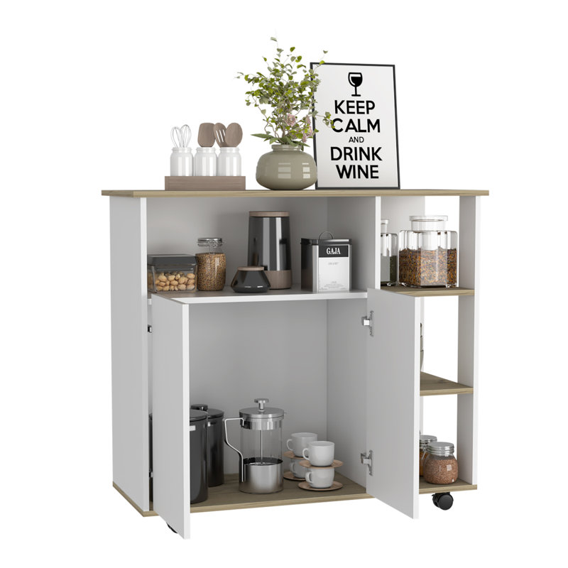 Îlot de cuisine, une armoire