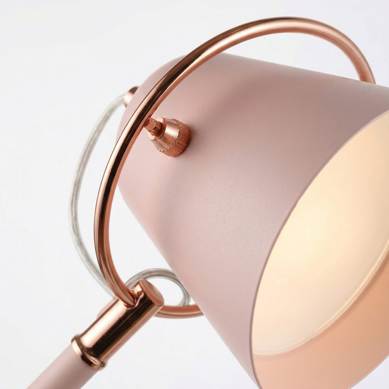 Lampe sur pied à DEL 1 lumière à intensité variable avec abat-jour conique Zoey