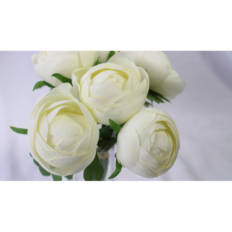Bouquet de renoncule blanc, Crème