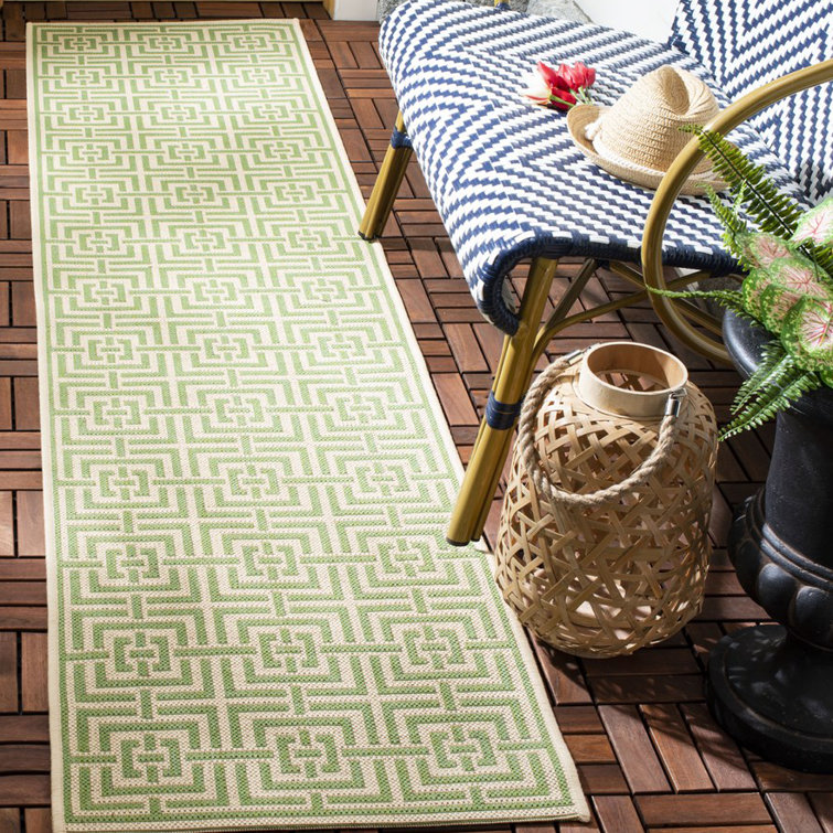 Dubay Hooked Indoor/ Outdoor Cream/Olive Rug