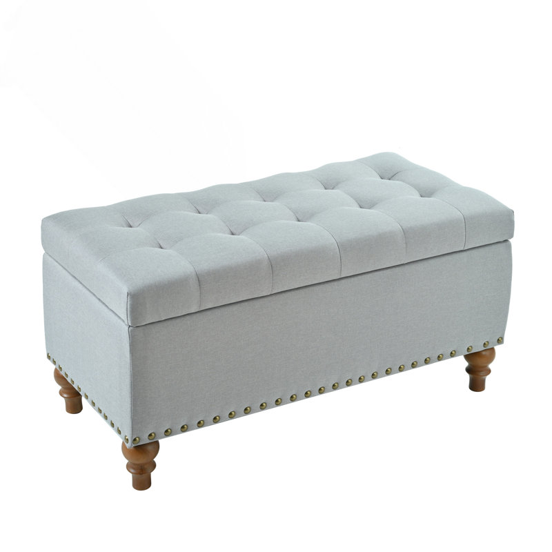 Banc de rangement de style rétro avec charnière à ouverture facile, garniture de rivet et utilisation polyvalente pour la décoration intérieure