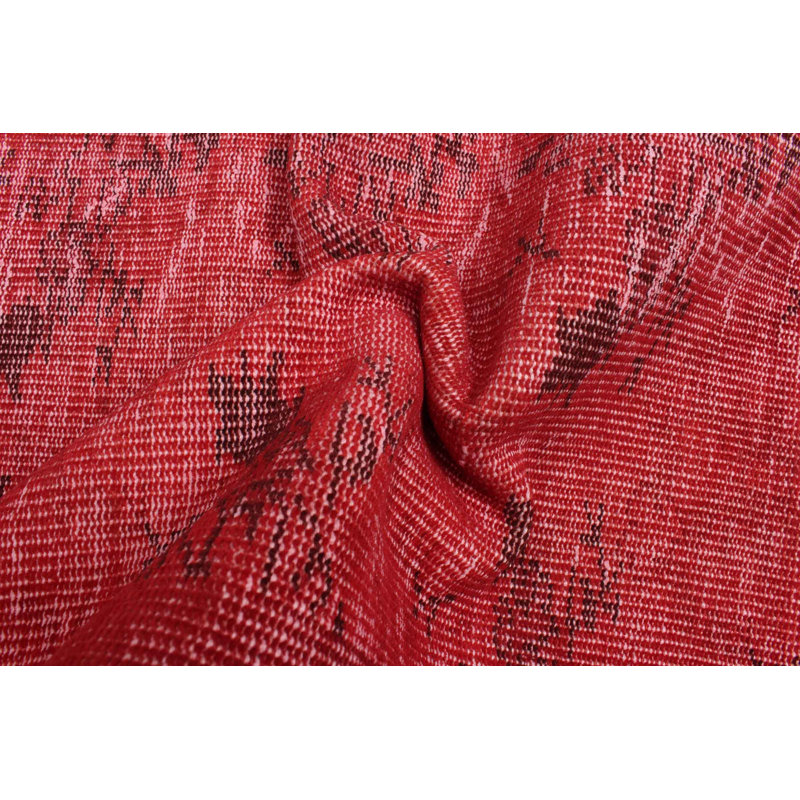 Tapis rouge foncé à transition de couleur 5 pi 4 po x 8 pi 10 po