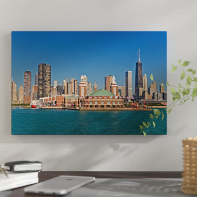 'Navy Pier and Downtown Skyline' Photographic Print on Canvas