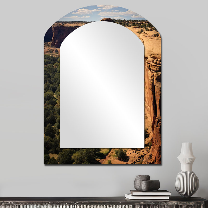 Arizona Sun OVer High Mountains - miroir mural décoratif asymétrique Canyon, 34 po x 25 po