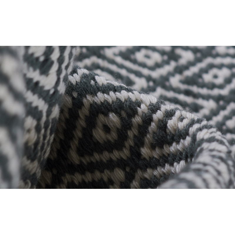 River Geometric Area Rug in Black, Rectangle 3'1" x 5'1"